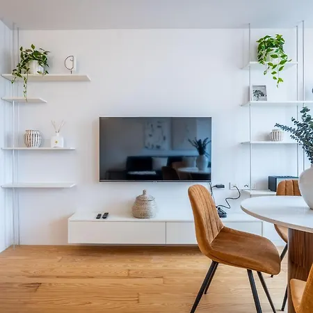 Almada 551 - 4 1 Penthouse View By Lovelystay *