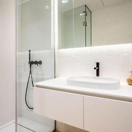 아파트 Penthouse With Views - Almada 551 *