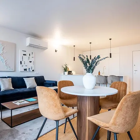 Almada 551 - 4 1 Penthouse View By Lovelystay *