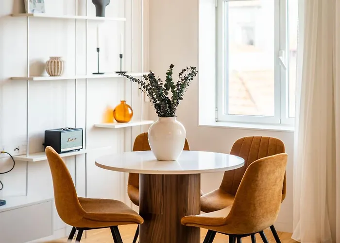 Penthouse With Views - Almada 551 *