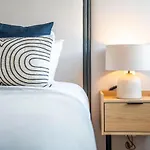 Penthouse With Views - Almada 551